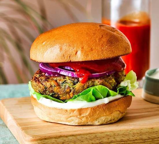 Vegetarian Deluxe Burger (V)