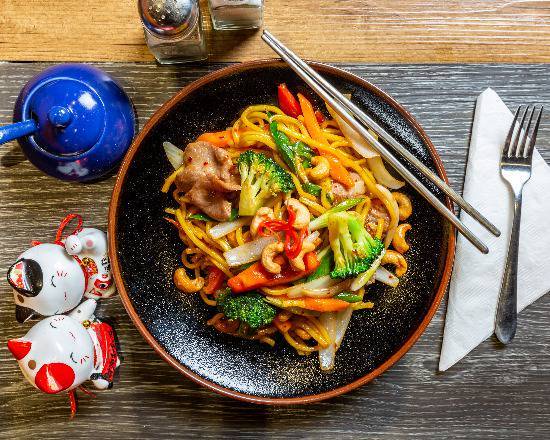 Cashew Nuts Noodle
