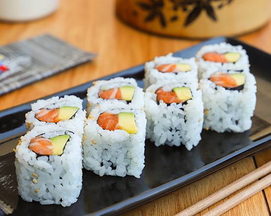 Salmon & Avocado Roll (A/I)