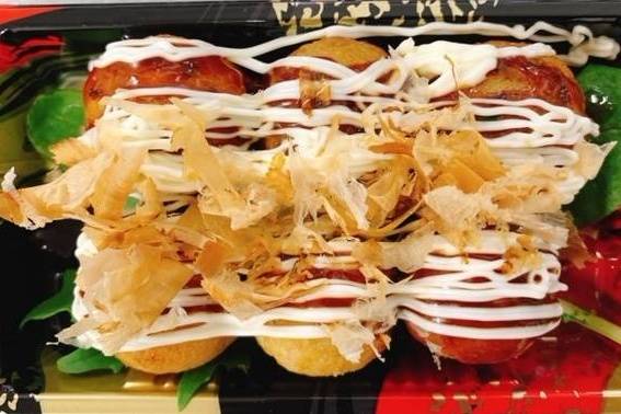 Takoyaki (Octopus Dumpling) 6 pcs