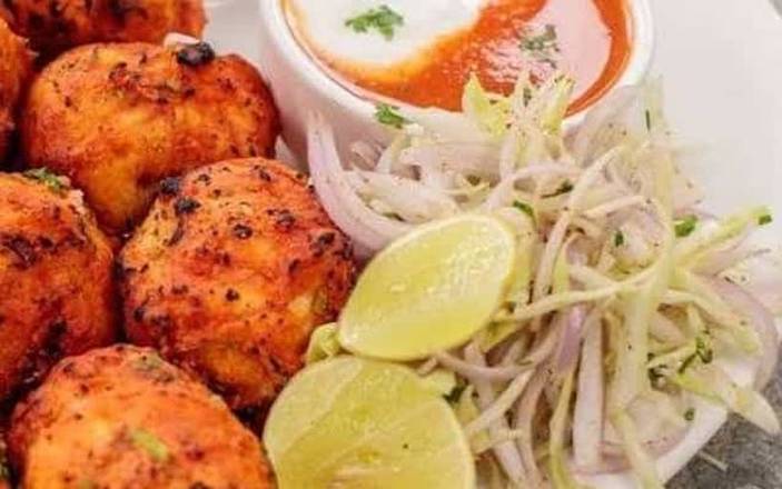Chicken Tandoori Momos 8 pcs