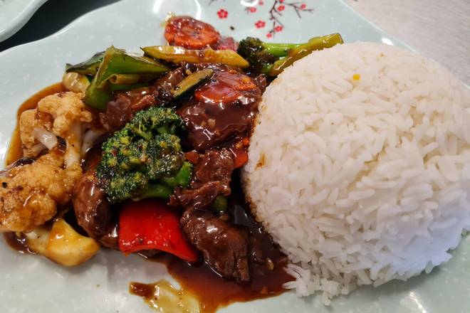 Black Bean Beef with Rice