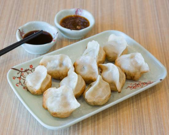 Pan Fried Chicken and Prawn Dumpling