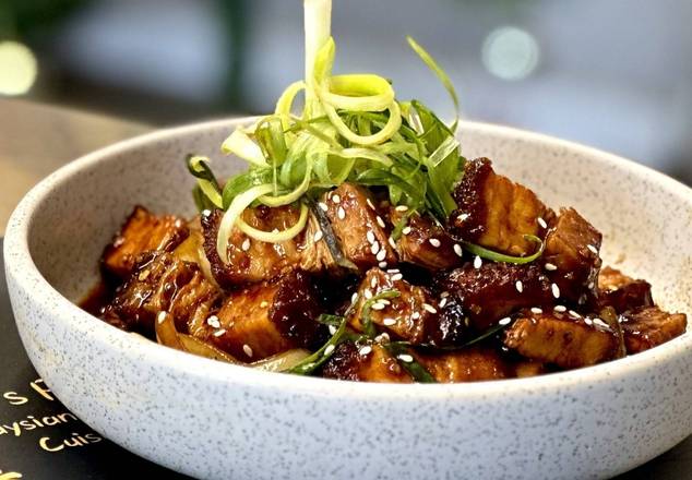 Garlic Black Roast Pork