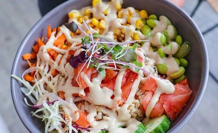 Spicy salmon poke bowl