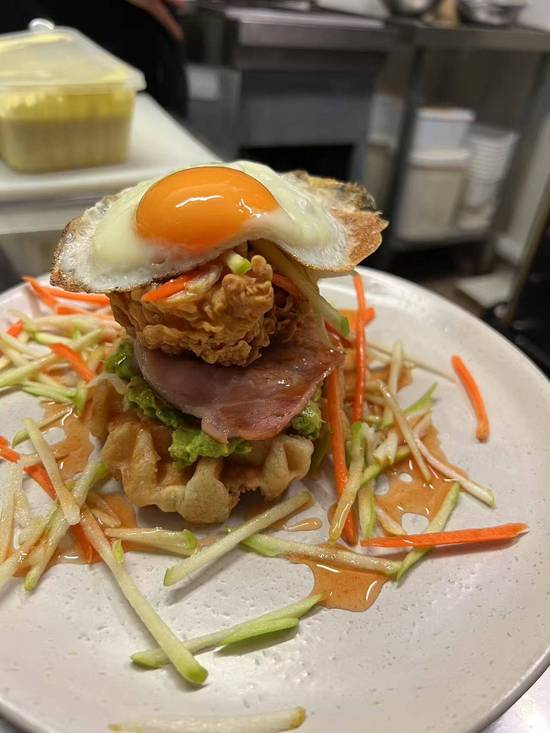 Crispy Chicken Waffle