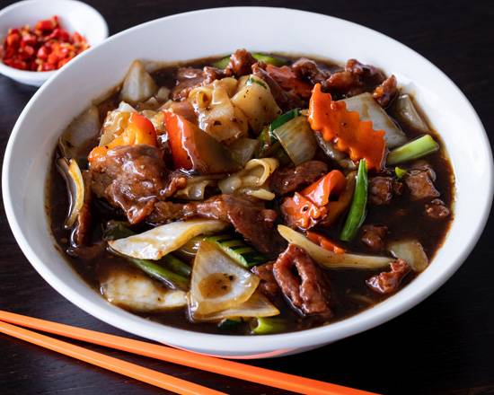 Beef Chow Ho Fun with Black Bean Gravy