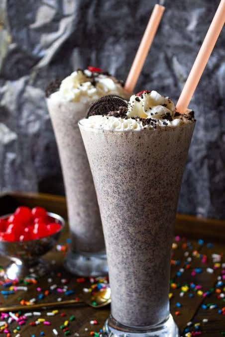 Oreo Cookies Iced Smoothie