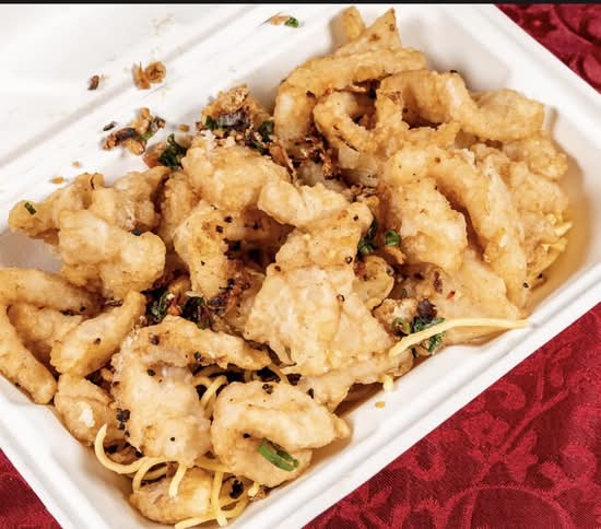 Deep-Fried Calamari with Pepper & Chili