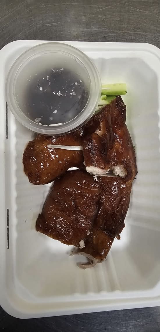 Peking Duck Pancakes (4 in a serve)