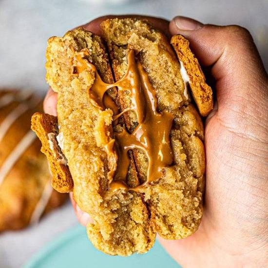 THICC BISCOFF LOTUS COOKIE