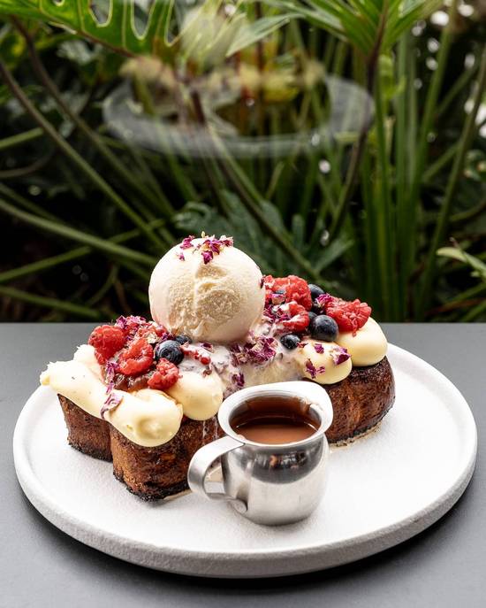 Mixed Berry and Belgian Chocolate French Toast (V)