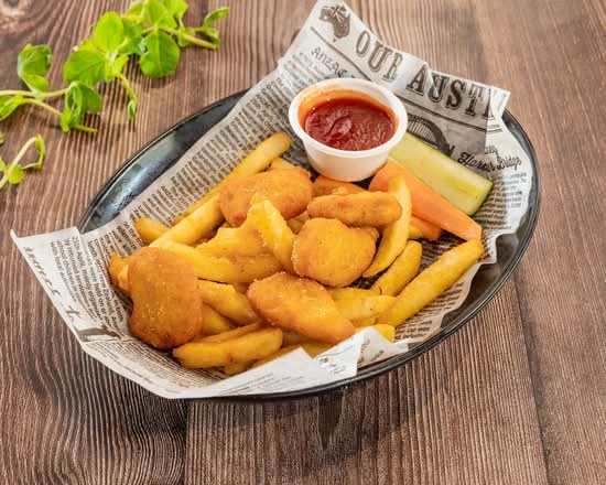 Kids Chicken Nuggets & Fries (5)