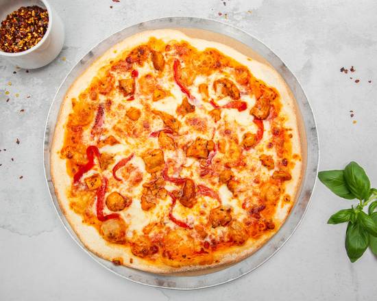 Red Hot Chicken Pizza
