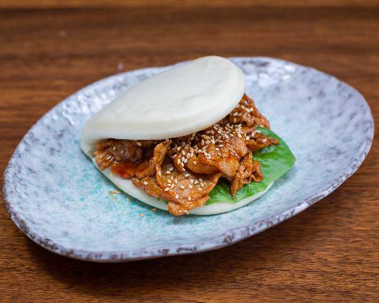 Taiwanese Style Pork Bun