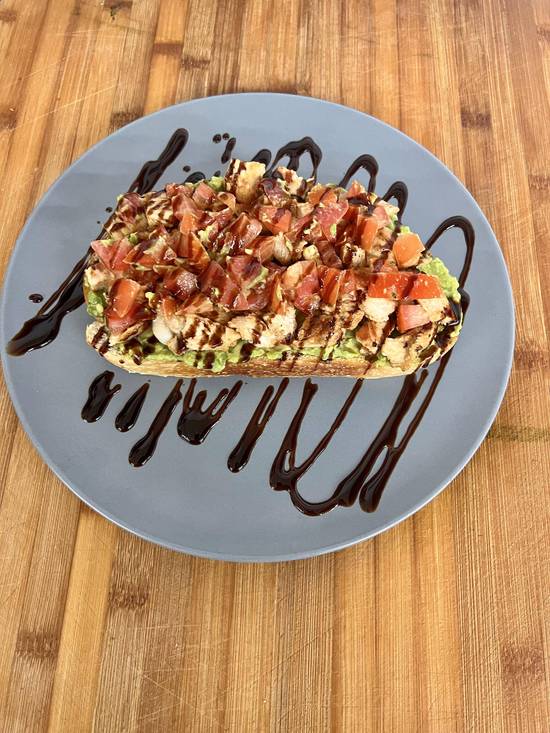 Smashed Avocado toasts with grilled chicken