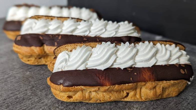 Chocolate Eclair