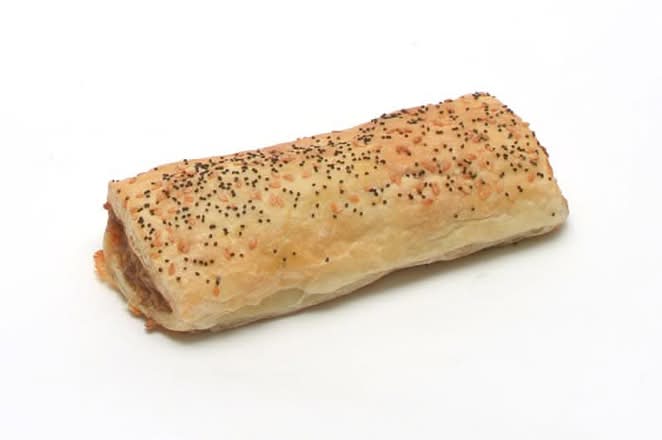 WARM BEEF BACON SAUSAGE ROLL