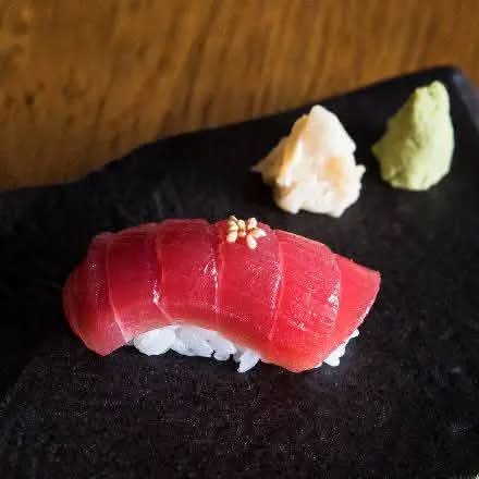 Tuna Nigiri