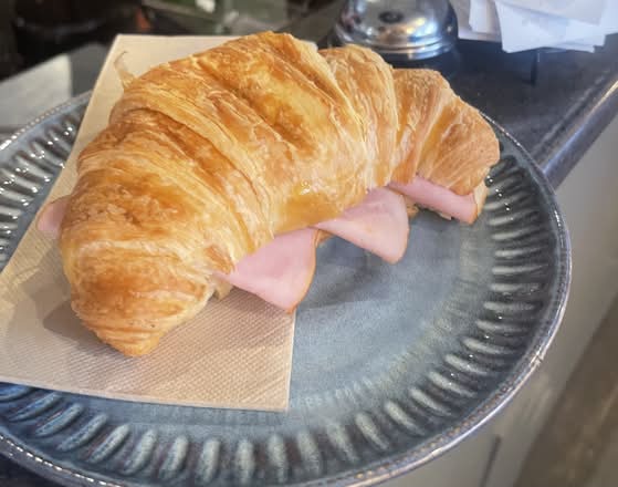 Ham, Cheese and Tomato Croissant