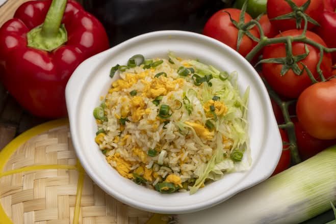 Egg and Vegetable Fried Rice (V)