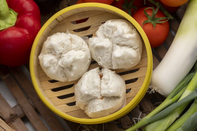 Steamed Barbecue Pork Buns