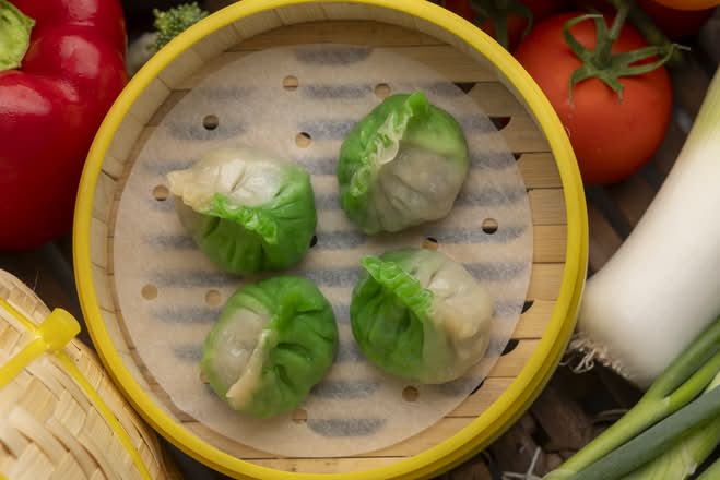 Vegetable Dumplings (V)