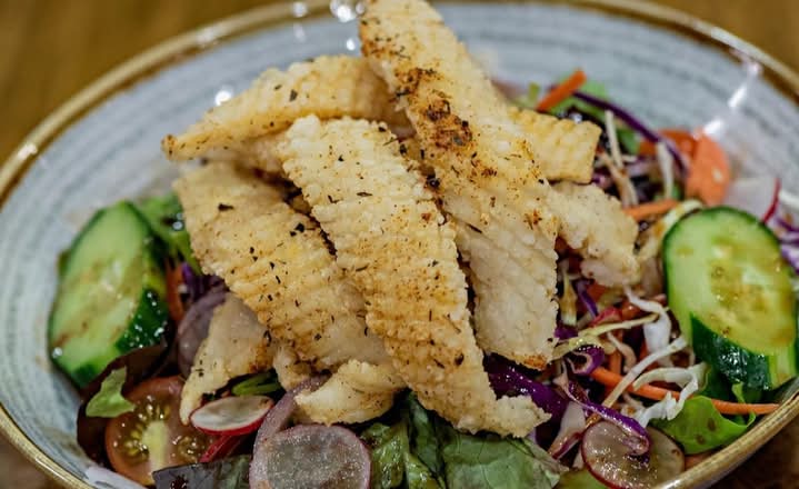 CALAMARI SALAD
