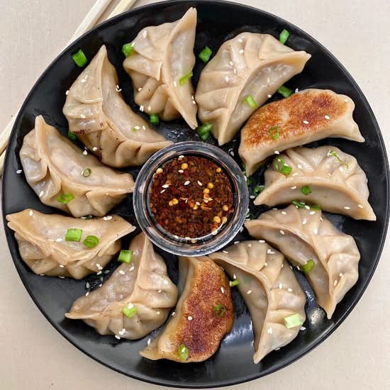 Pork Dumplings (12pc)