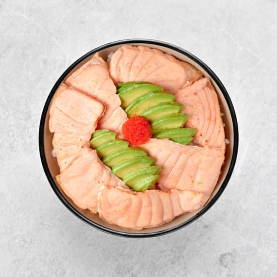 SEARED SALMON & AVOCADO DONBURI (I)