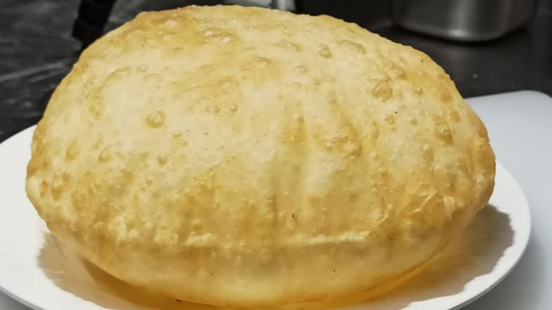 Bhatura (1pc)
