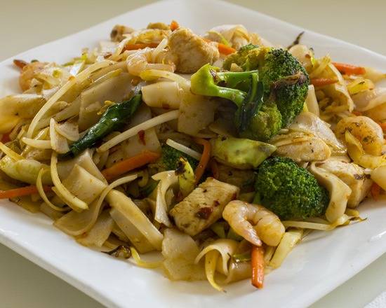 Satay Chicken Noodle