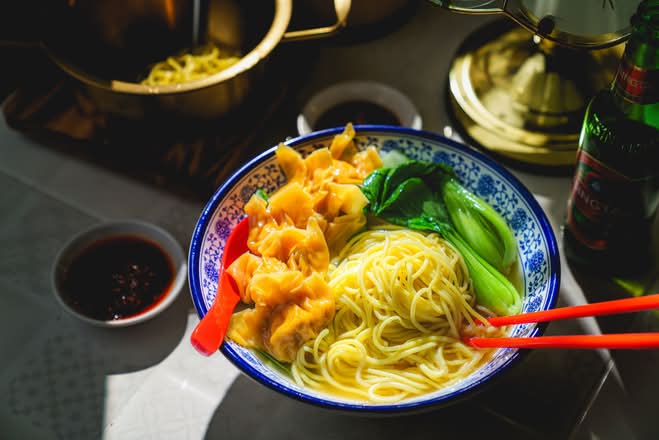 Prawn Wonton Noodle Soup (I)