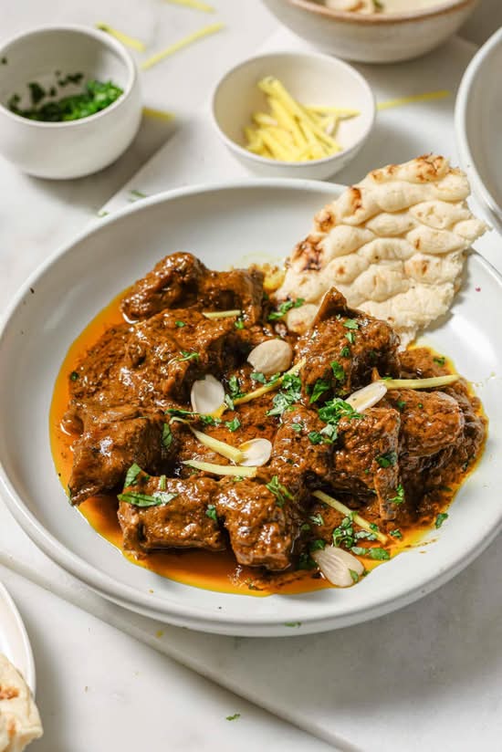 Lamb korma with Naan