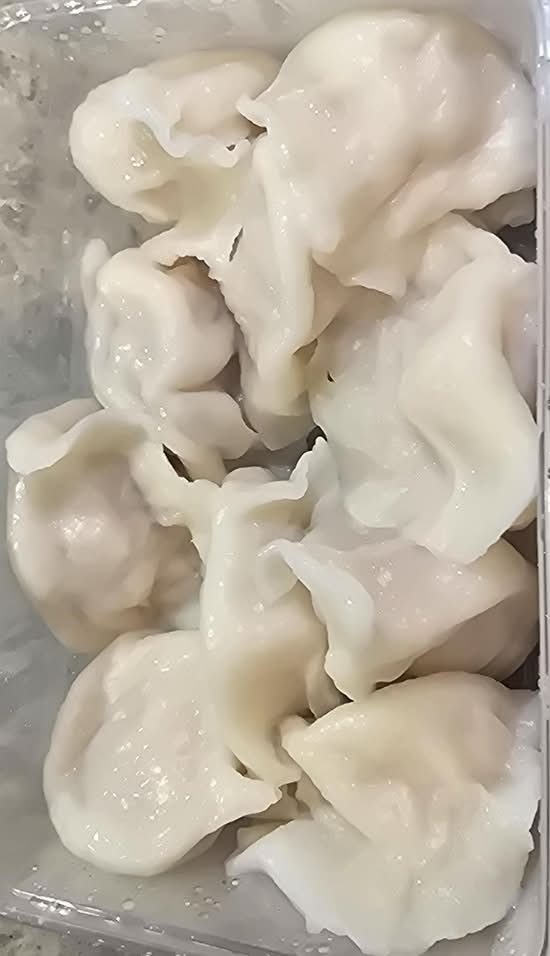 Steamed Chicken and Prawn Dumpling