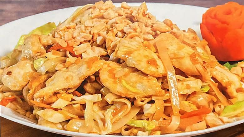 36. Chicken Pad Thai