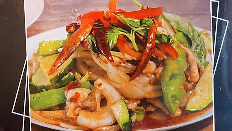 39. Thai Chili Chicken (Medium)