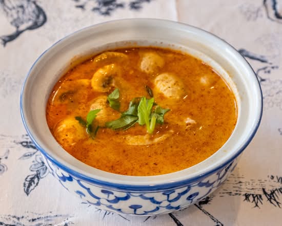 Tom Kha