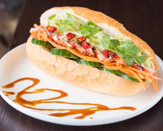Grilled Chicken Breast Bánh Mì