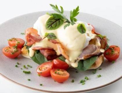 Famous Eggs Benny