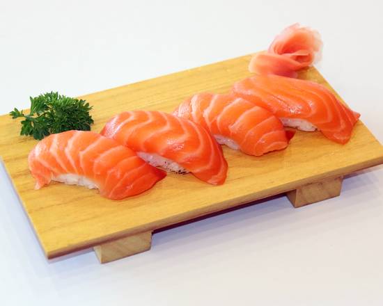 Salmon Nigiri 4pcs