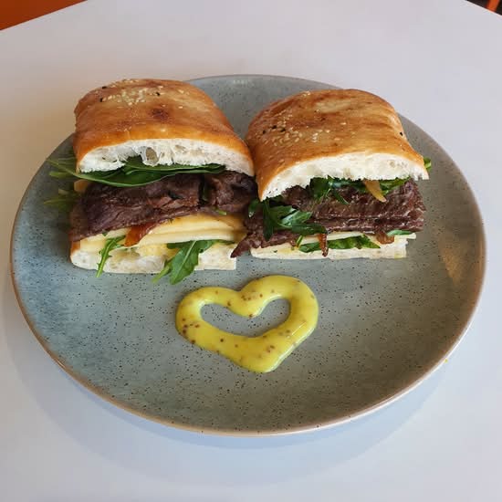 Steak sandwich