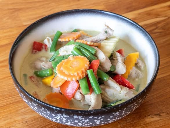 Chicken with Green Curry