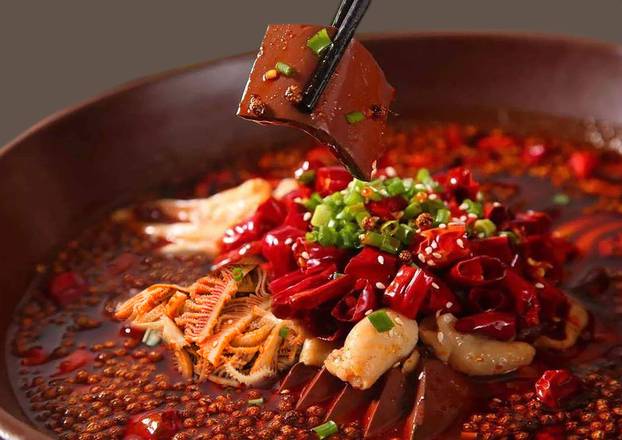 G02 Spicy Goodies beef louvre and duck blood.