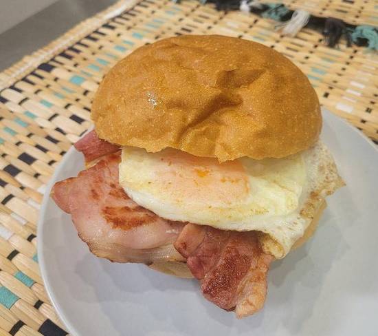 Bacon and Egg Roll