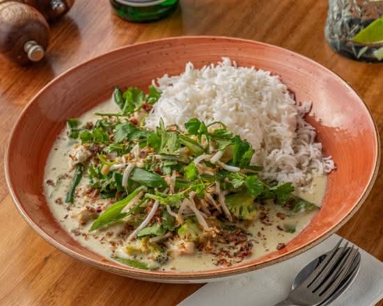 Fragrant Thai Chicken Curry