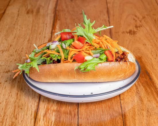 Tossed Crispy Barbeque Chicken, Aioli and Garden Salad (DF)