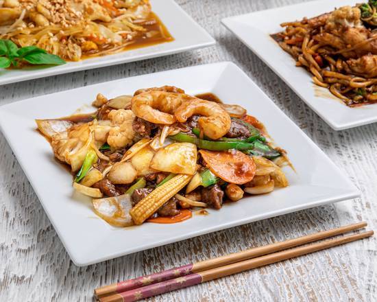 Combo Chow Mein