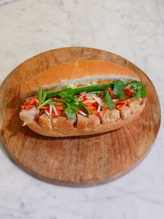 Crackling Roast Pork Roll