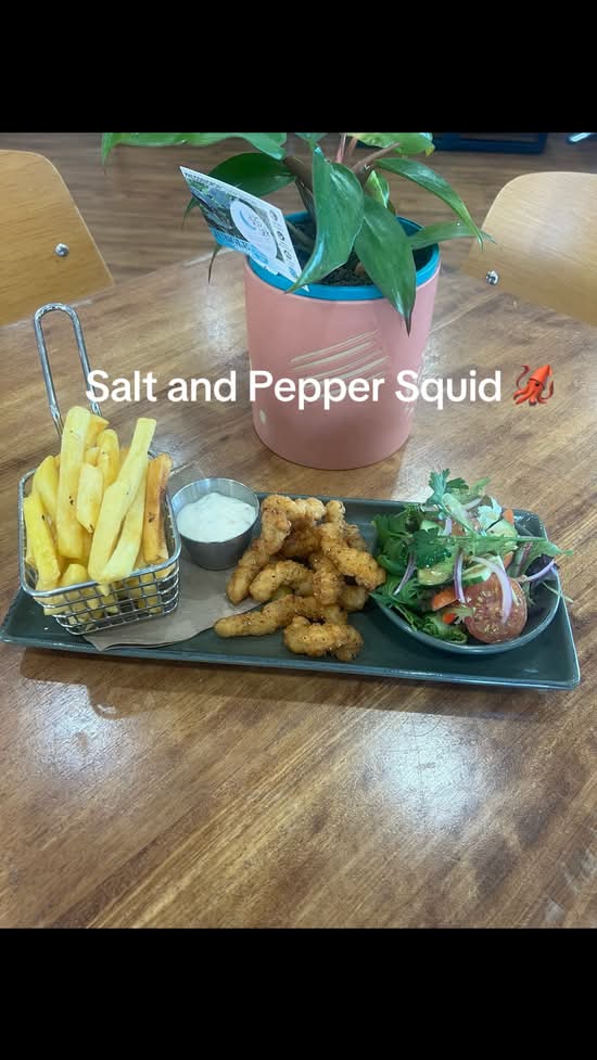 Salt and Pepper Squid with Chips & Salad